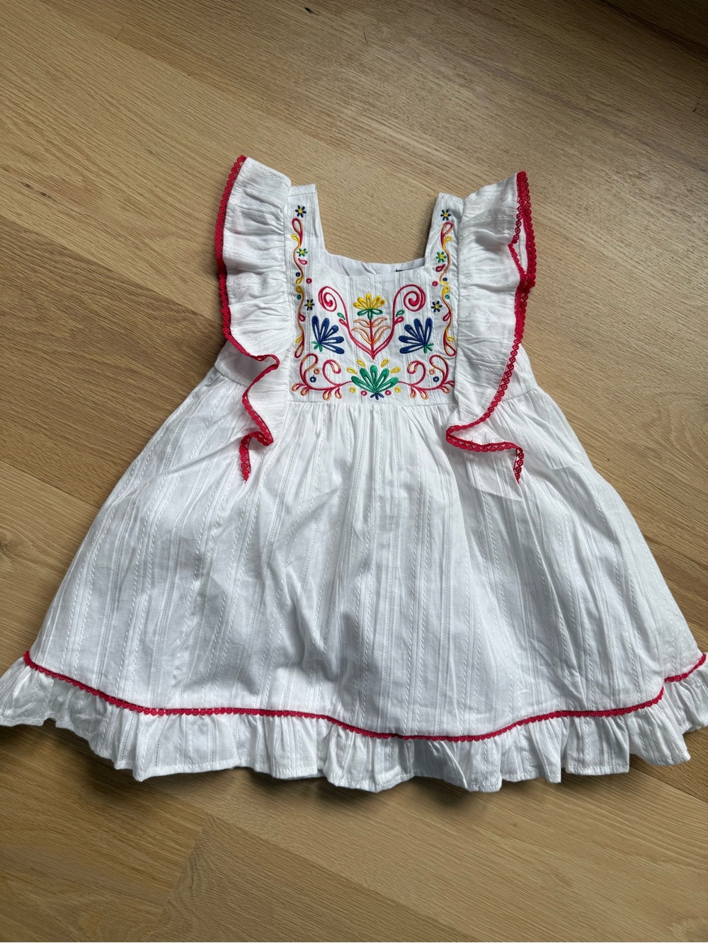 Cynthia Rowley White Embroidered Peasant Top with Multicolor Floral Accents